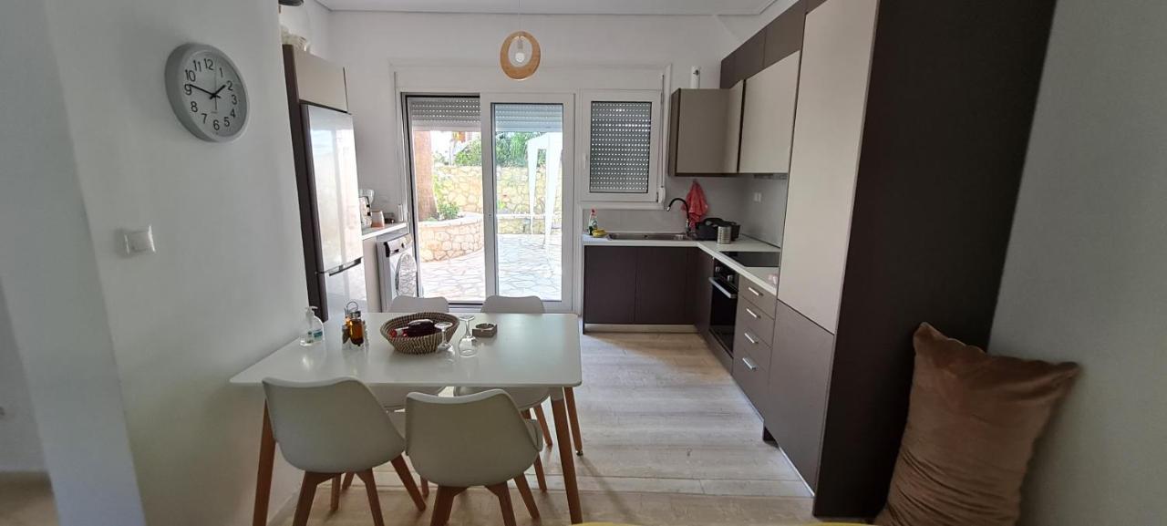 Appartement Gerys House à Nikiana Extérieur photo